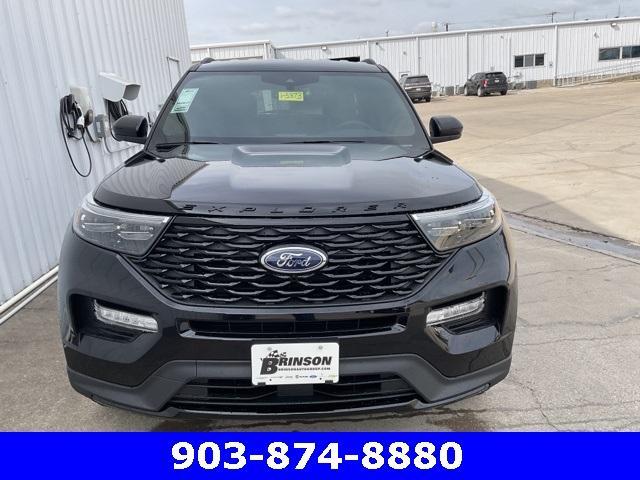 new 2024 Ford Explorer car, priced at $45,596