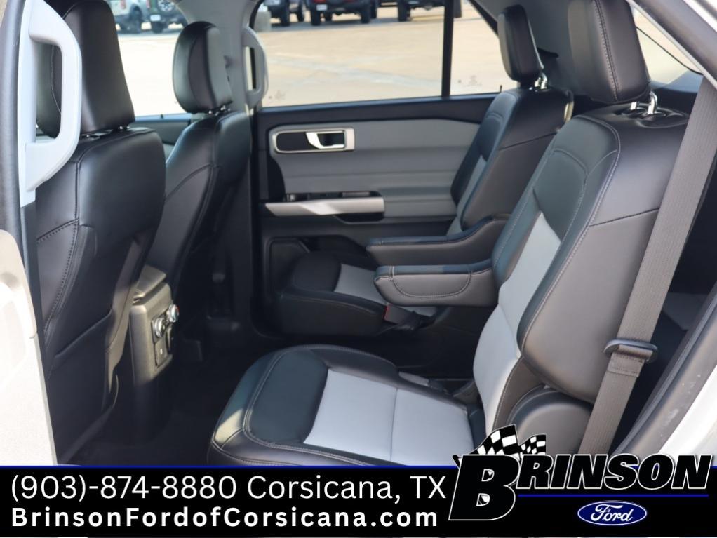 used 2024 Ford Explorer car, priced at $30,990