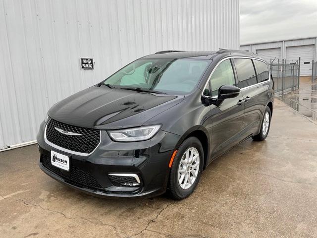 used 2022 Chrysler Pacifica car, priced at $25,800
