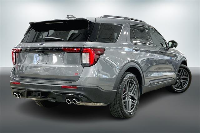 used 2025 Ford Explorer car, priced at $53,999