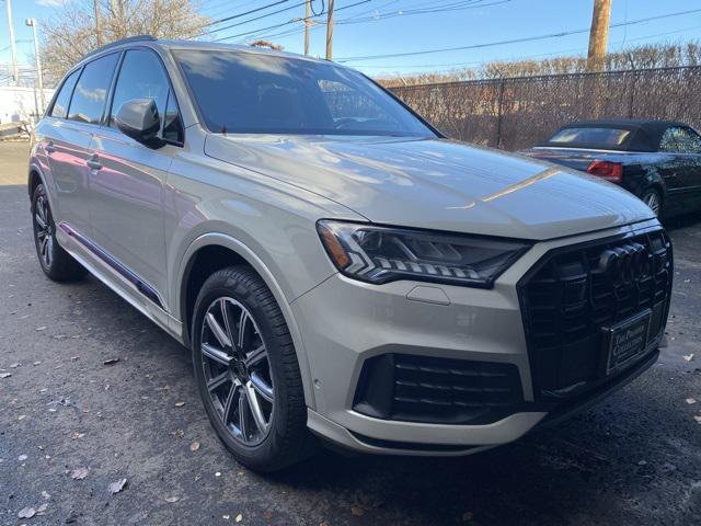 used 2024 Audi Q7 car, priced at $54,299