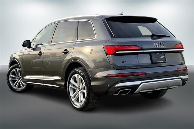 used 2025 Audi Q7 car, priced at $58,999