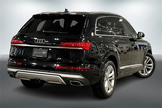 used 2025 Audi Q7 car, priced at $61,399