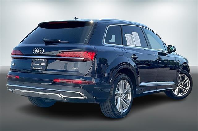 used 2024 Audi Q7 car, priced at $59,999