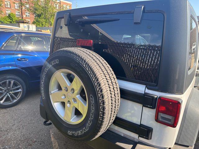 used 2014 Jeep Wrangler Unlimited car, priced at $17,999