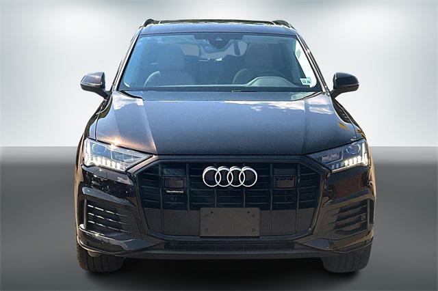 used 2024 Audi Q7 car, priced at $59,299