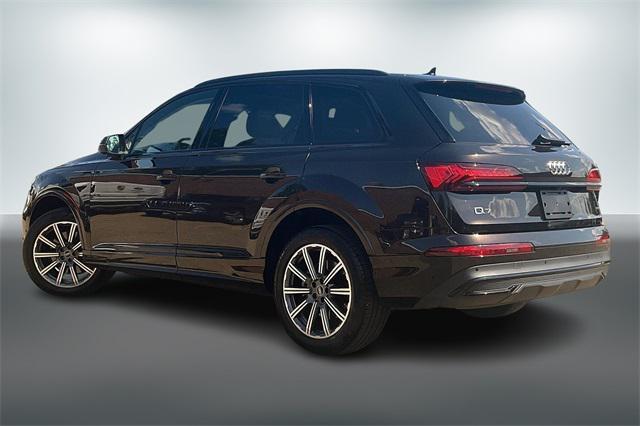 used 2024 Audi Q7 car, priced at $59,299