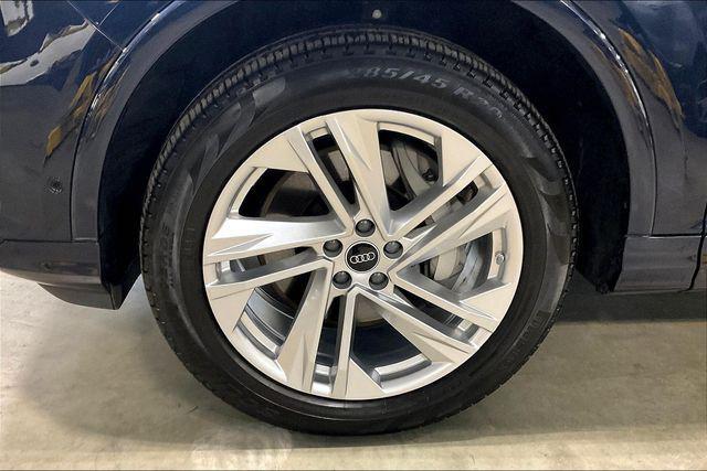 used 2023 Audi Q7 car, priced at $43,999