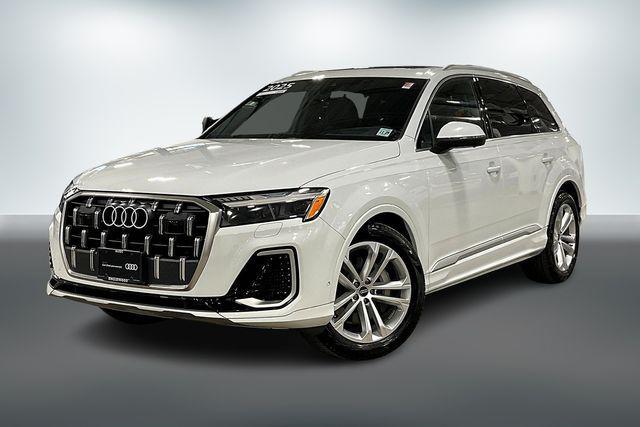 used 2025 Audi Q7 car, priced at $68,500