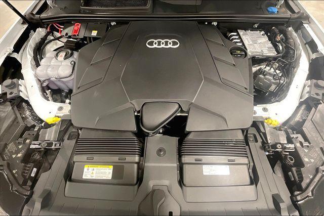 used 2025 Audi Q7 car, priced at $68,500