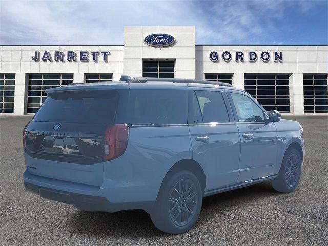 new 2025 Ford Expedition car, priced at $81,106