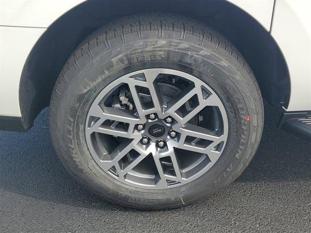 new 2025 Ford Expedition Max car, priced at $72,696