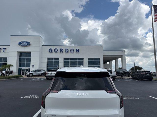 used 2024 Kia EV9 car, priced at $44,900