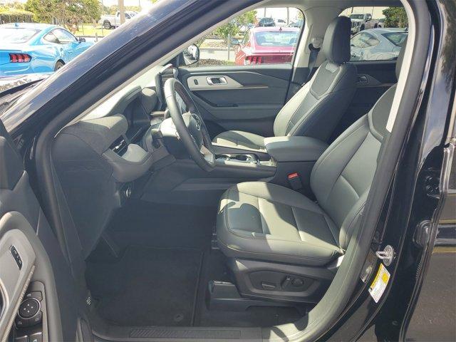 new 2025 Ford Explorer car, priced at $41,558