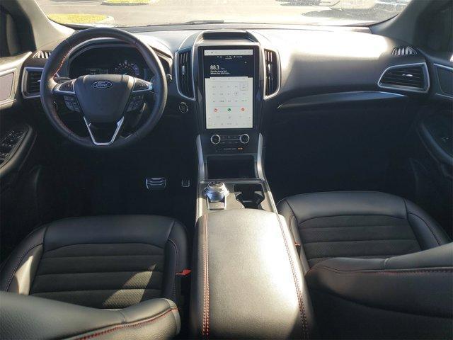 used 2024 Ford Edge car