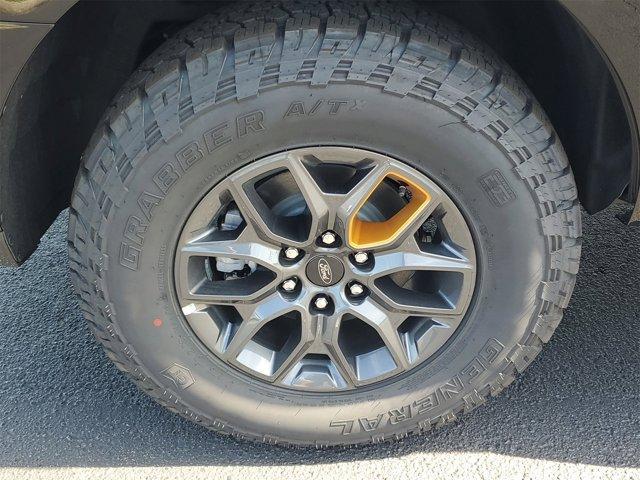 new 2025 Ford Expedition car, priced at $80,275