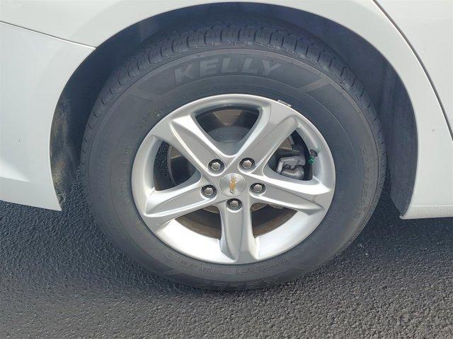 used 2022 Chevrolet Malibu car, priced at $18,900