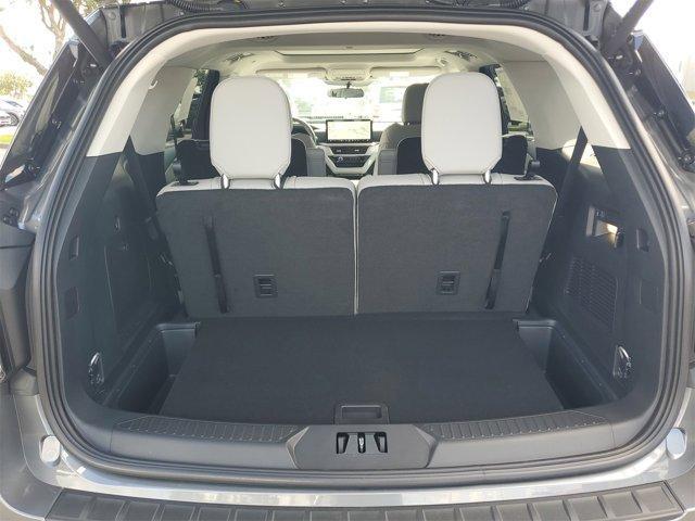 new 2025 Ford Explorer car, priced at $49,911