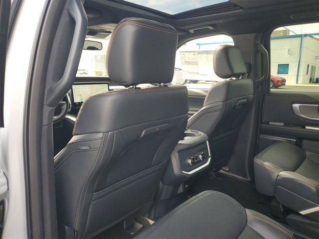 new 2025 Ford Expedition car, priced at $79,704