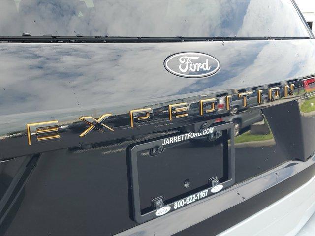 new 2025 Ford Expedition car, priced at $79,704