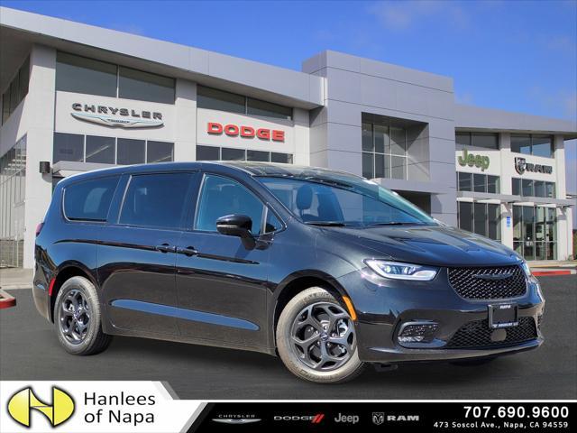 new 2023 Chrysler Pacifica Hybrid car, priced at $45,330