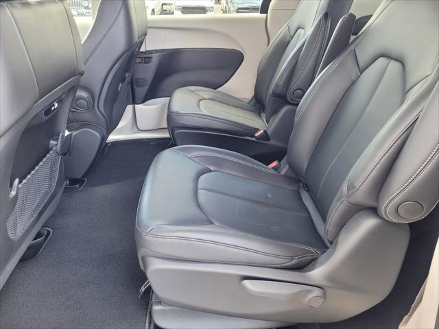 used 2023 Chrysler Pacifica Hybrid car, priced at $35,000