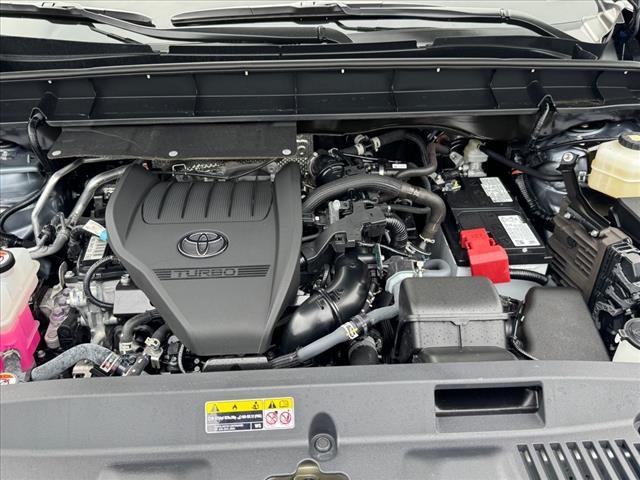 used 2023 Toyota Highlander car, priced at $46,997