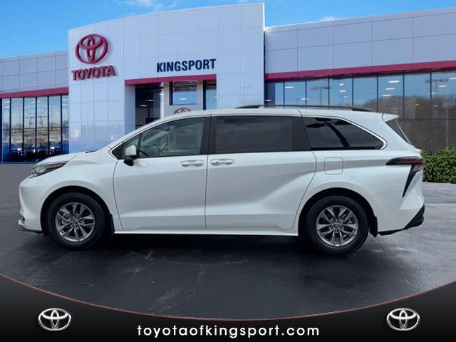 used 2023 Toyota Sienna car, priced at $46,987