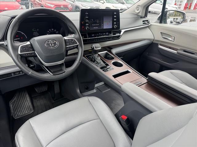 used 2023 Toyota Sienna car, priced at $46,987