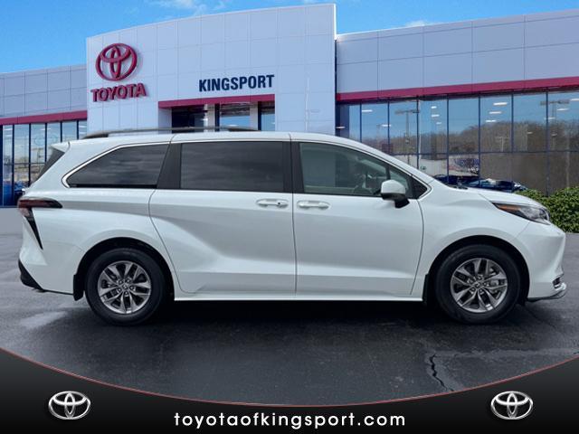 used 2023 Toyota Sienna car, priced at $46,987