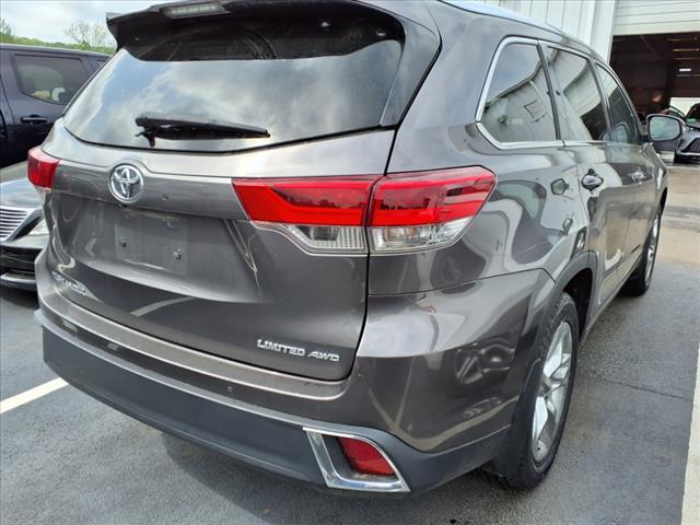 used 2017 Toyota Highlander car, priced at $23,998