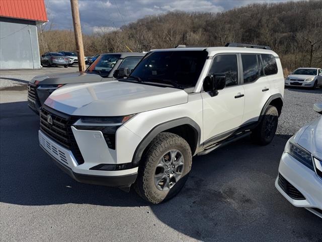 used 2024 Lexus GX 550 car, priced at $77,995