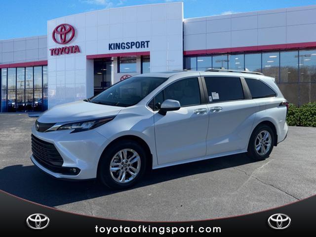 new 2025 Toyota Sienna car, priced at $52,105