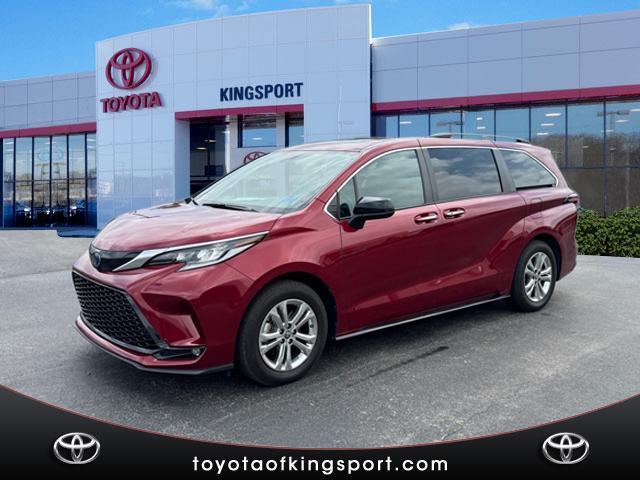 used 2023 Toyota Sienna car, priced at $48,998