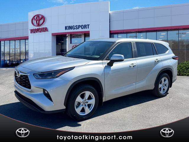 used 2024 Toyota Highlander car, priced at $41,798