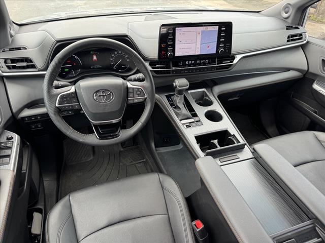 used 2023 Toyota Sienna car, priced at $48,998