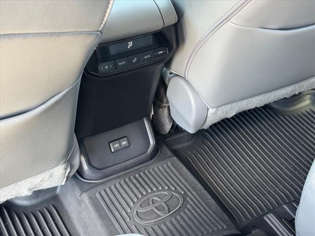 used 2023 Toyota Highlander car, priced at $37,994