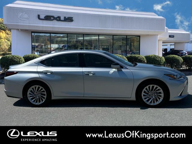 used 2022 Lexus ES 350 car, priced at $38,950