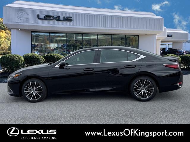 used 2024 Lexus ES 300h car, priced at $46,790