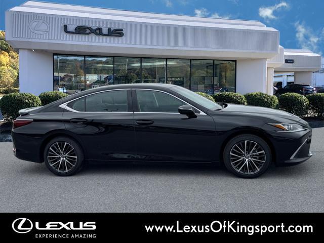 used 2024 Lexus ES 300h car, priced at $46,790