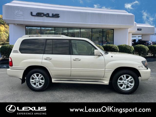 used 2004 Lexus LX 470 car, priced at $15,300