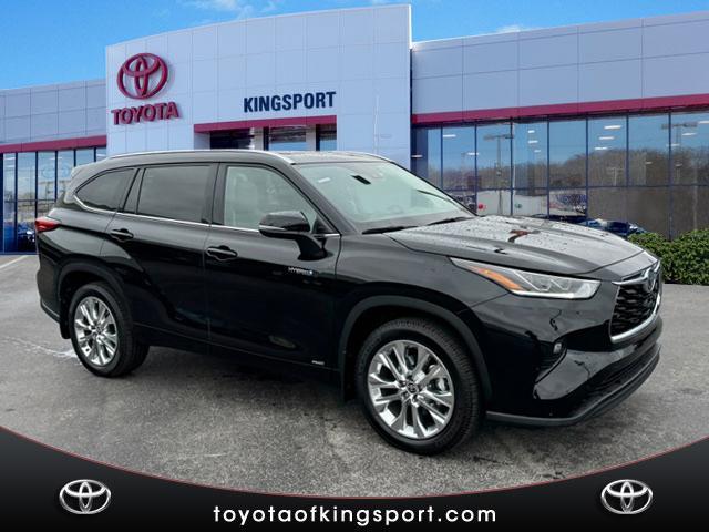 used 2021 Toyota Highlander Hybrid car, priced at $42,996