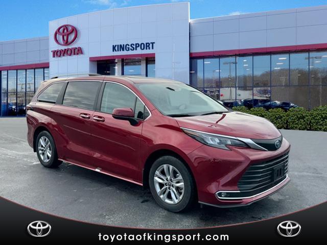 used 2024 Toyota Sienna car, priced at $51,950