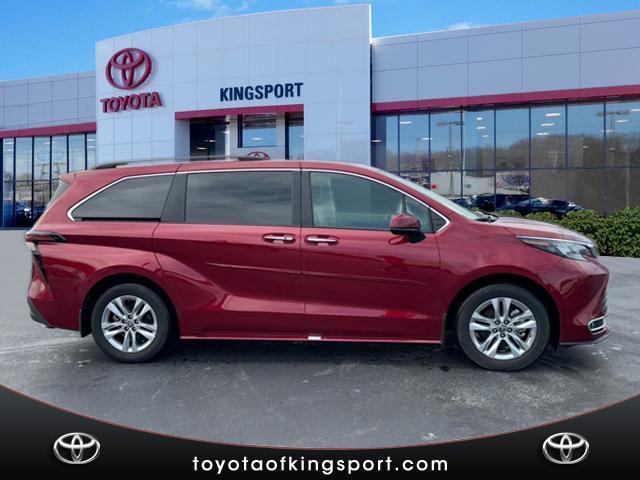 used 2024 Toyota Sienna car, priced at $51,950