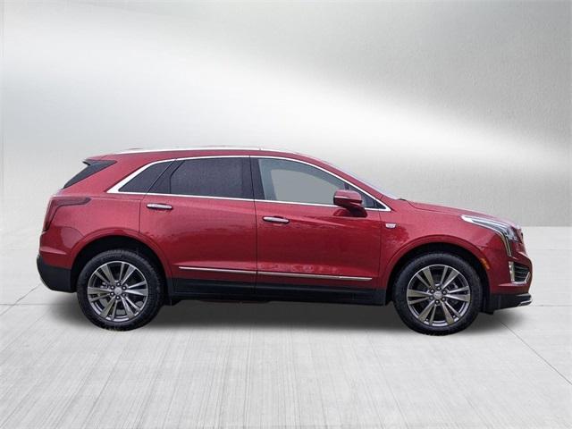 new 2025 Cadillac XT5 car, priced at $57,055