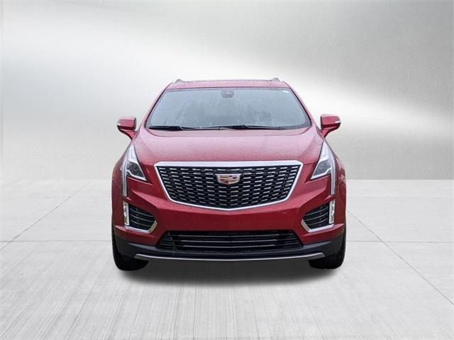 new 2025 Cadillac XT5 car, priced at $57,055