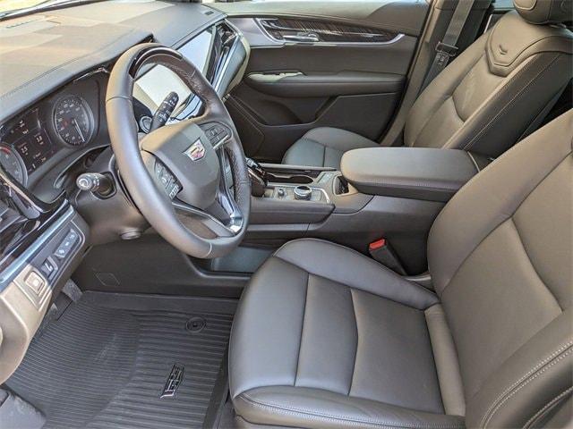 new 2025 Cadillac XT6 car, priced at $68,990