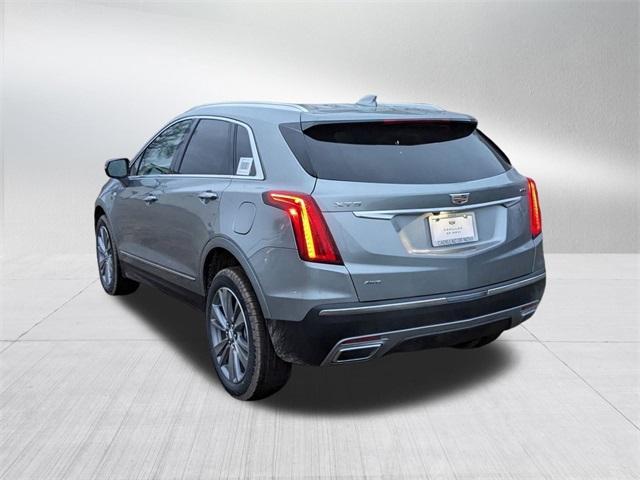 new 2025 Cadillac XT5 car, priced at $55,684