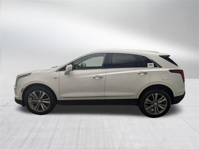 new 2025 Cadillac XT5 car, priced at $56,909