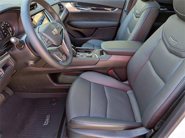 new 2025 Cadillac XT5 car, priced at $56,039